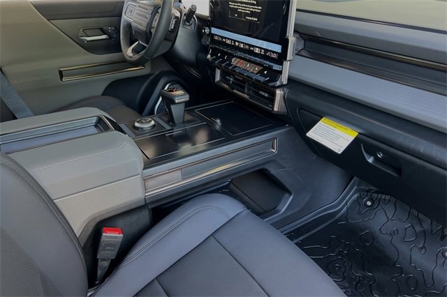 Used 2024 GMC Hummer EV 2X w/ Extreme Off-Road Package image 16
