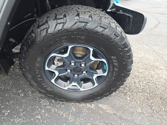 Used 2023 Jeep Wrangler Unlimited Rubicon 4xe w/ Cold Weather Group AWD/4WD image 56