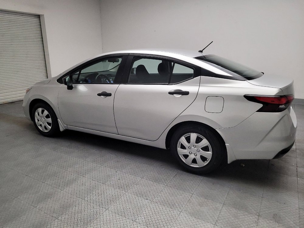 Used 2021 Nissan Versa S FWD image 3