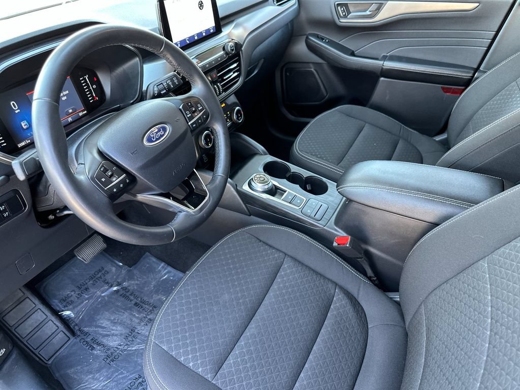 Certified 2024 Ford Escape Active FWD image 9