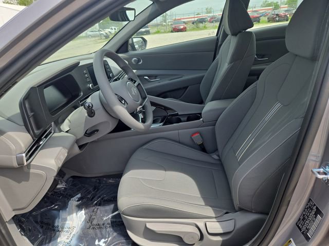 New 2025 Hyundai Elantra Blue image 23