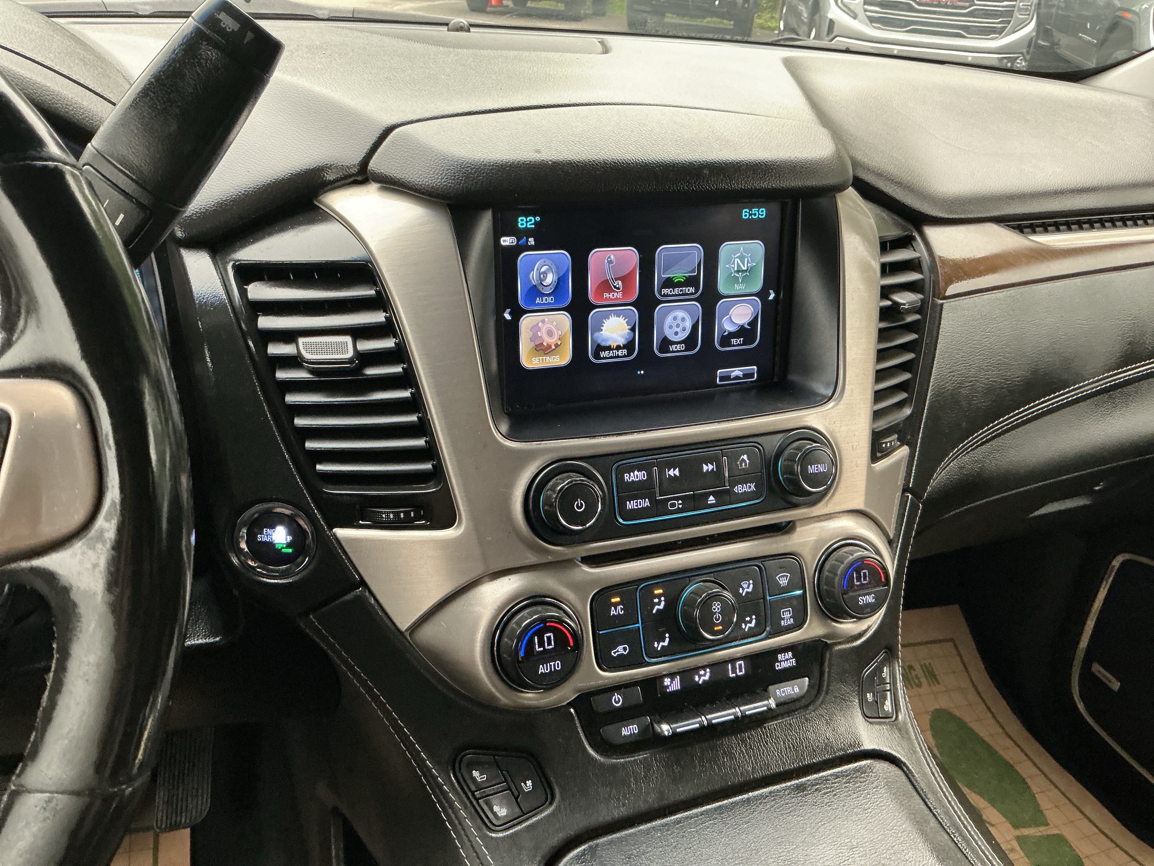 Used 2019 GMC Yukon Denali w/ Open Road Package AWD/4WD image 21