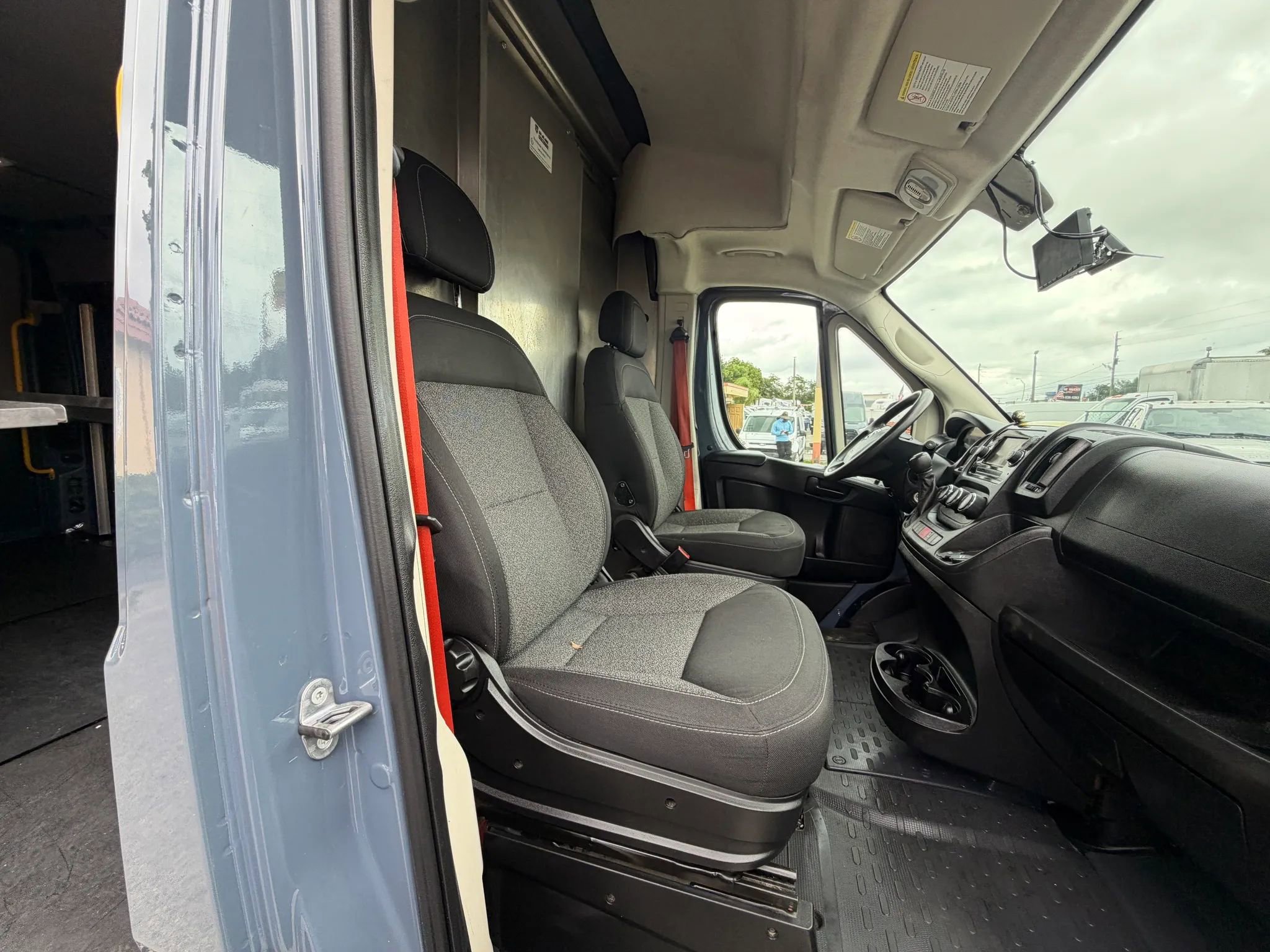 Used 2020 RAM ProMaster 3500 FWD image 19