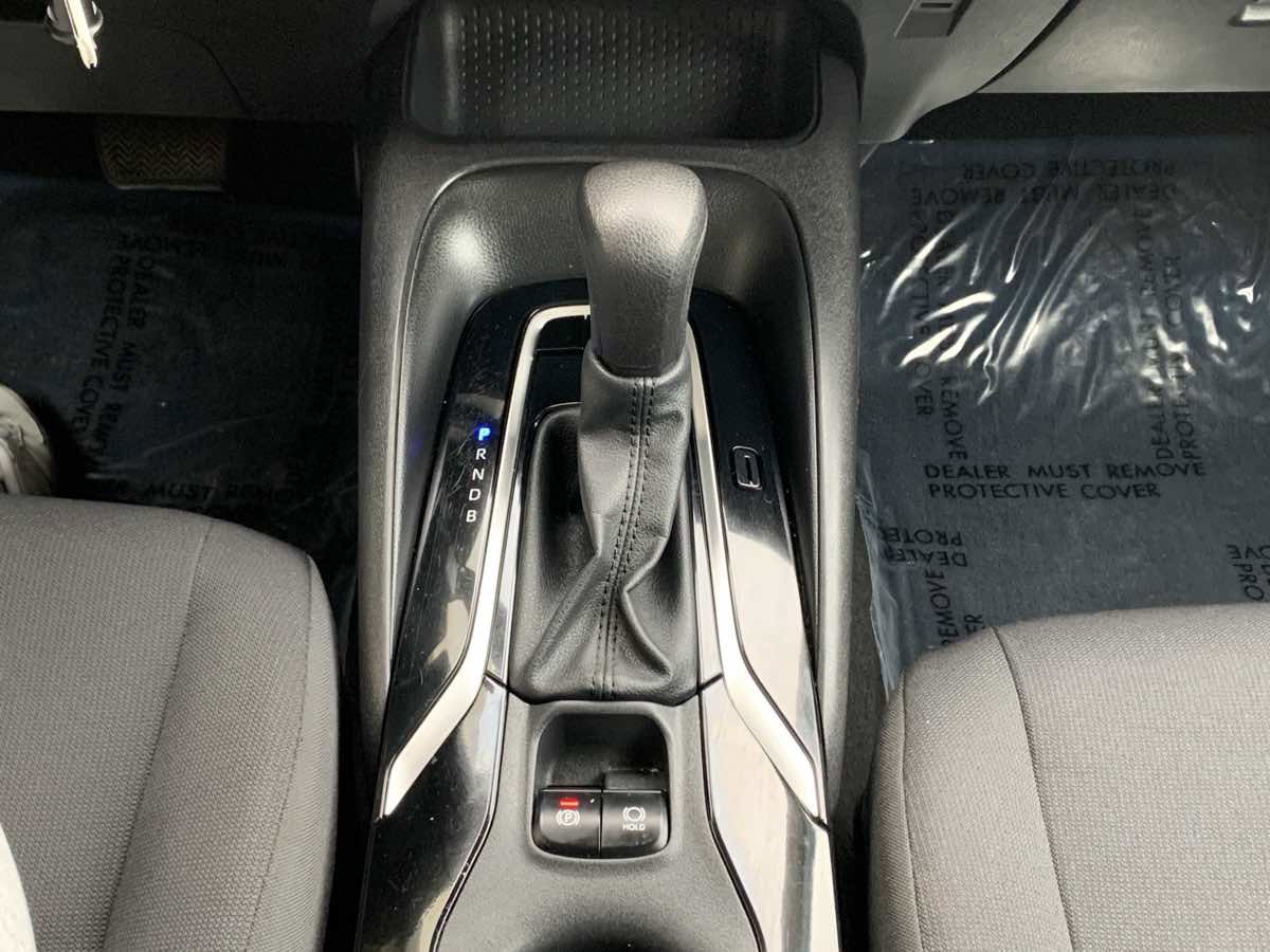 Used 2021 Toyota Corolla LE image 20