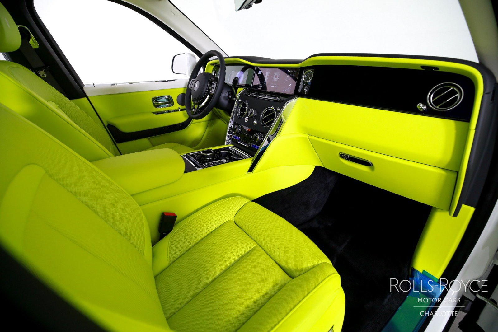 New 2026 Rolls-Royce Cullinan AWD/4WD image 37