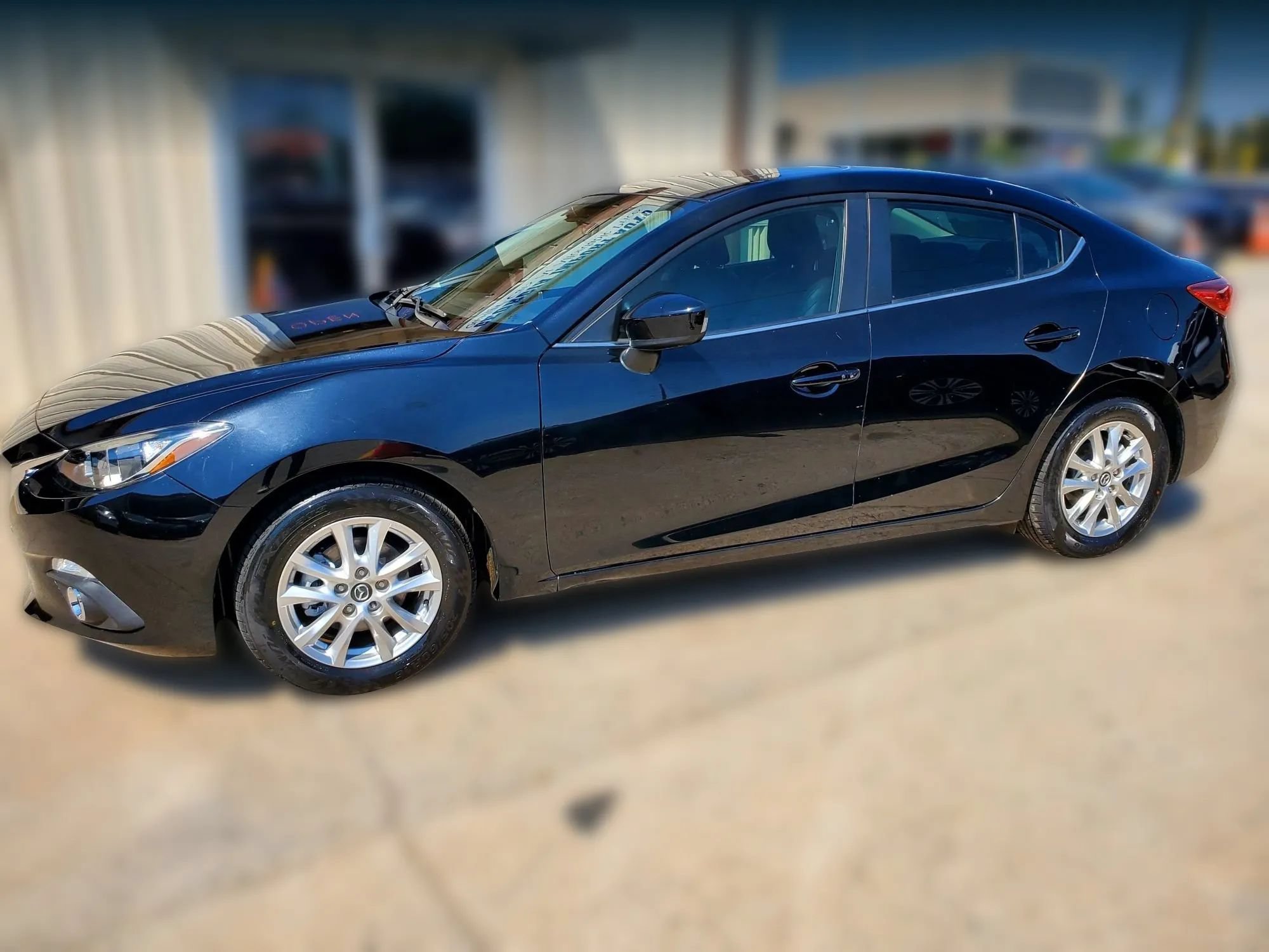 Used 2016 MAZDA MAZDA3 i Grand Touring FWD image 9