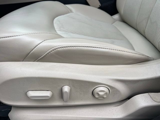 Used 2020 Buick Envision Preferred FWD image 23