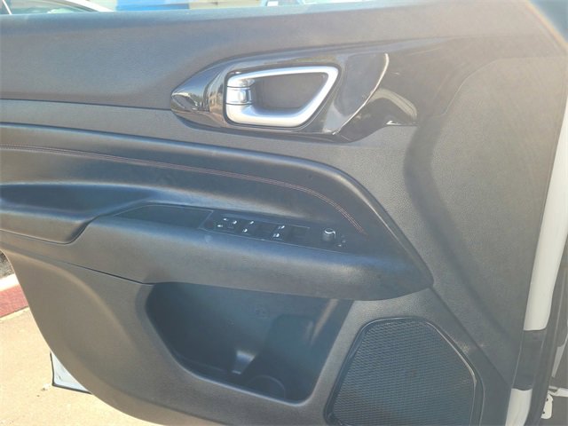 Used 2024 Jeep Compass Trailhawk image 13