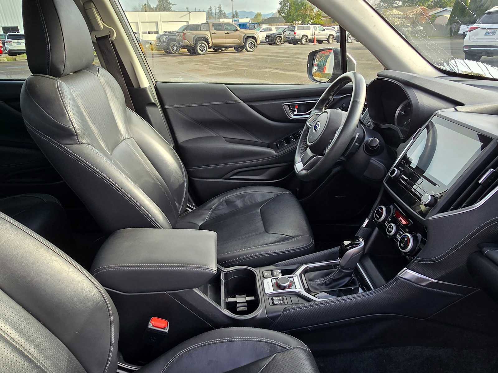 Used 2023 Subaru Forester Touring AWD/4WD image 12