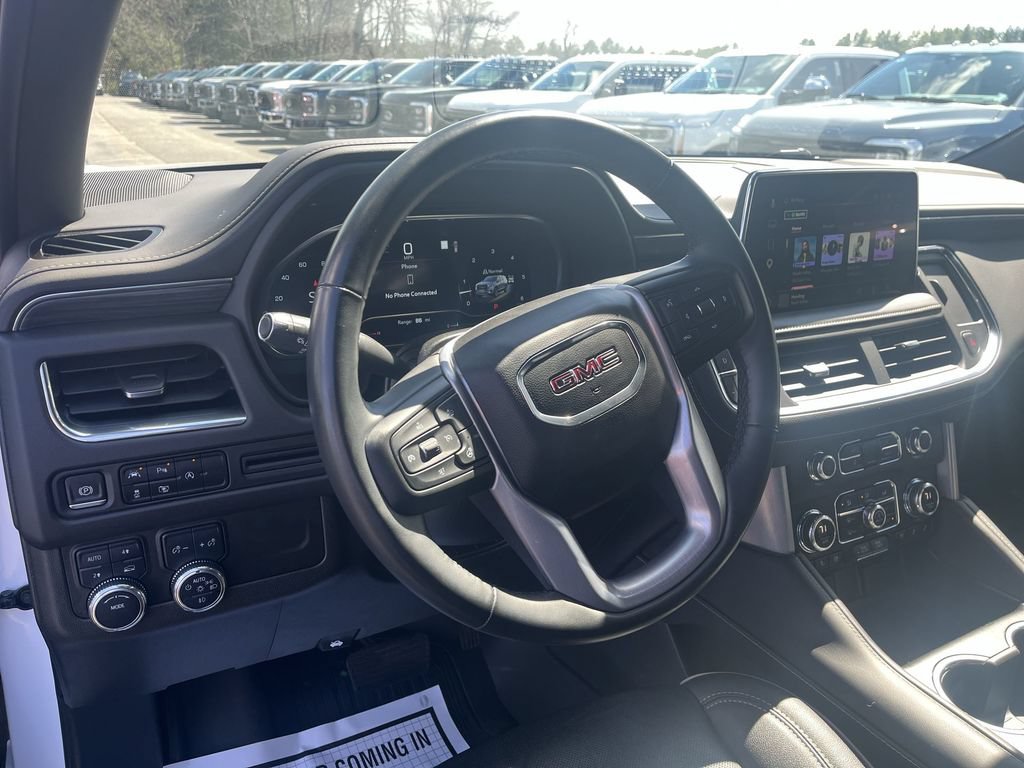 Used 2023 GMC Yukon SLT w/ SLT Luxury Package AWD/4WD image 7
