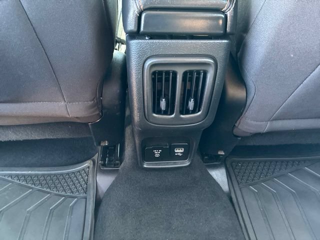 Used 2018 Jeep Compass Sport w/ Tech Group FWD image 28