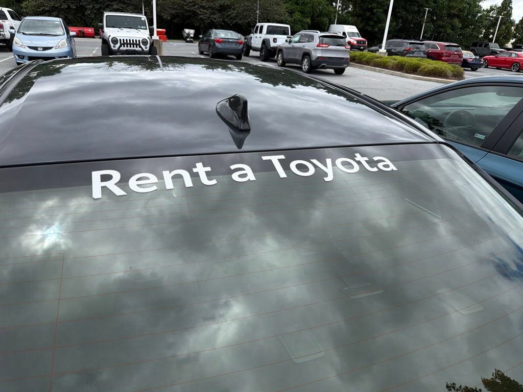 Used 2025 Toyota Corolla SE AWD/4WD image 14