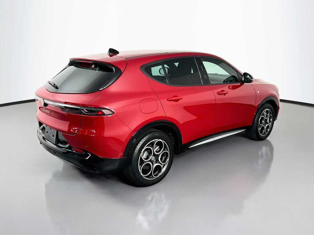 Used 2024 Alfa Romeo Tonale Ti w/ Active Assist Package AWD/4WD image 7