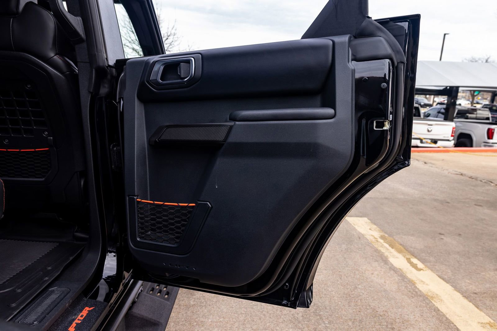 Used 2024 Ford Bronco Raptor AWD/4WD image 39