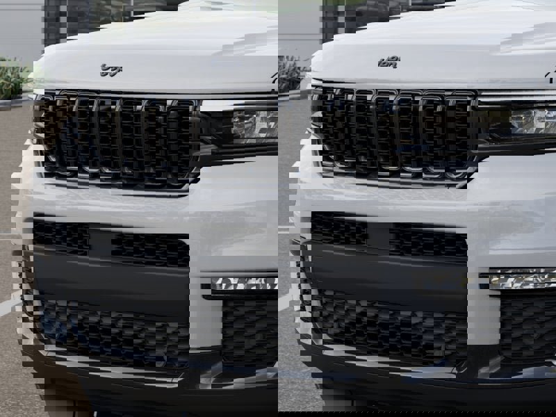 New 2025 Jeep Grand Cherokee L Limited w/ Luxury Tech Group II image 43