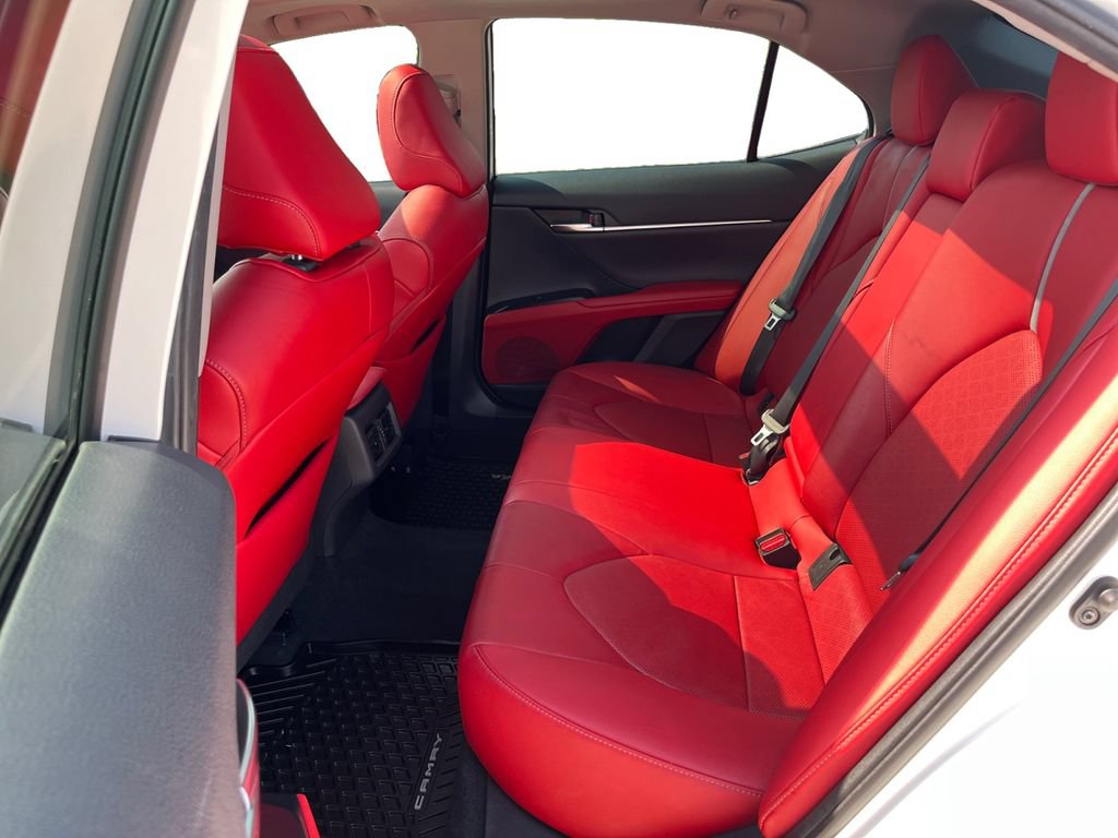 Used 2020 Toyota Camry XSE FWD image 27