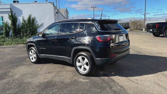 Used 2018 Jeep Compass Latitude w/ Cold Weather Group AWD/4WD image 6