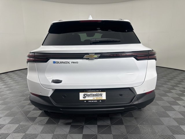 New 2026 Chevrolet Equinox EV LT image 5