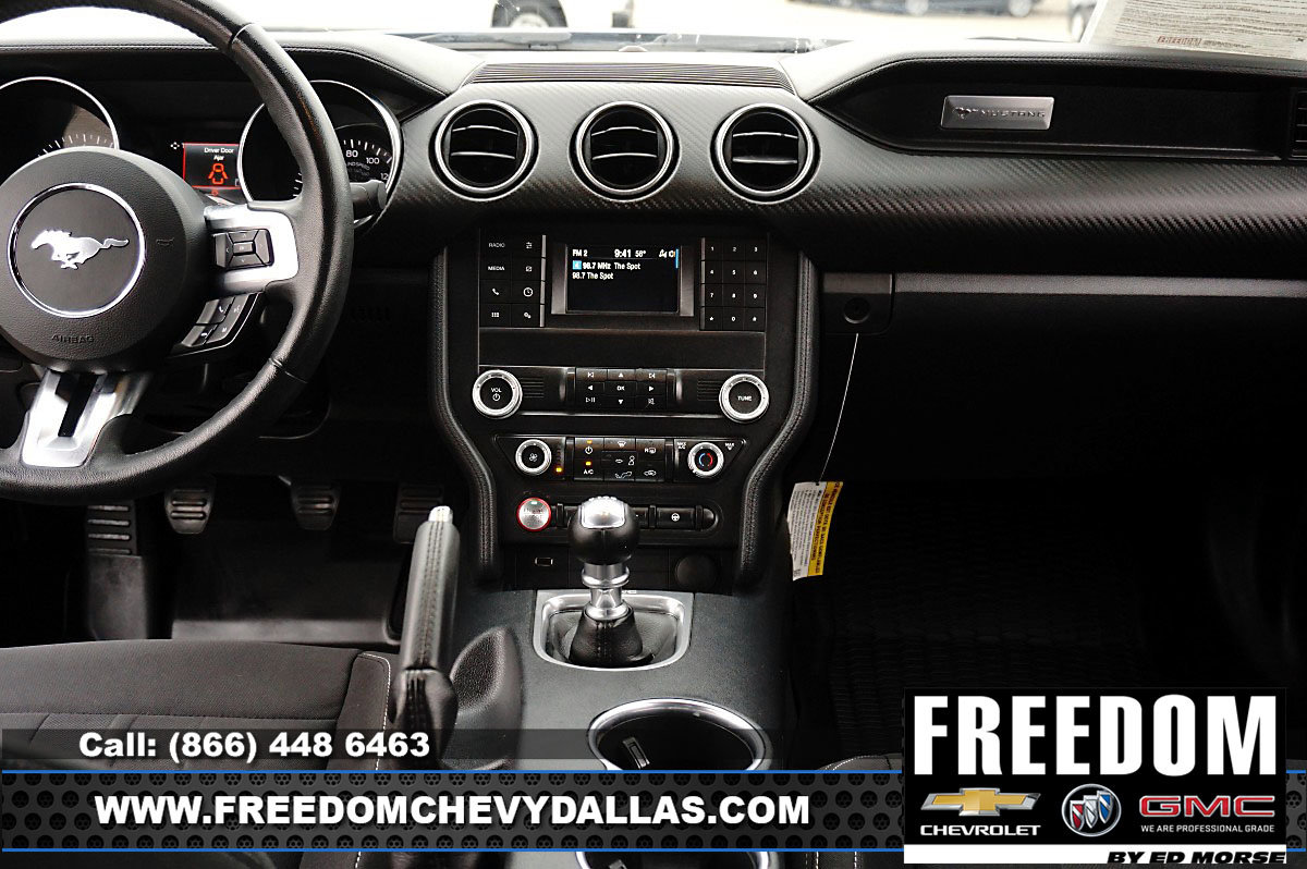 Used 2022 Ford Mustang Coupe image 14