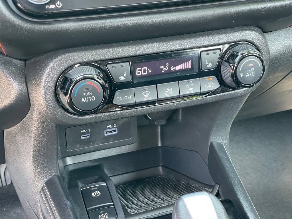 Certified 2021 Nissan Kicks SR w/ SR Premium Package FWD image 25
