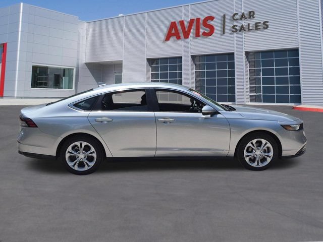 Used 2025 Honda Accord LX image 5