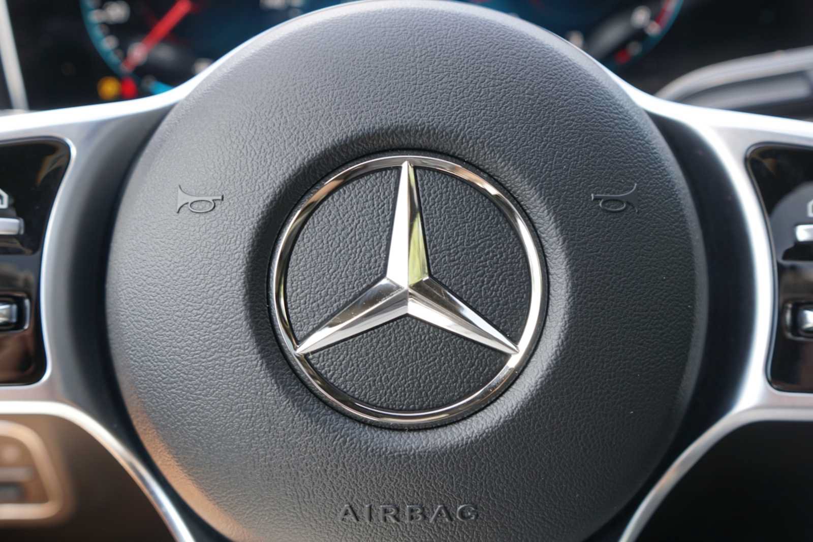Used 2021 Mercedes-Benz GLA 250 4MATIC image 14