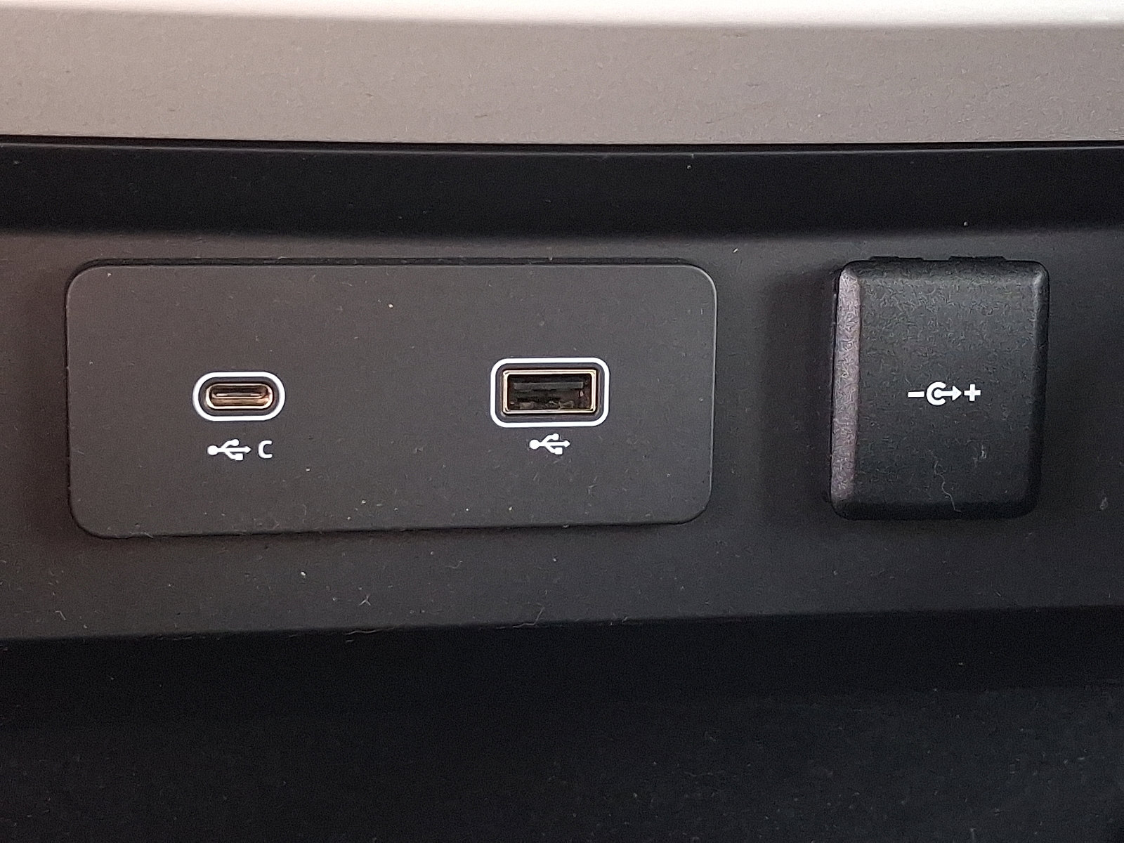 Used 2022 Land Rover Defender 110 X-Dynamic HSE image 25