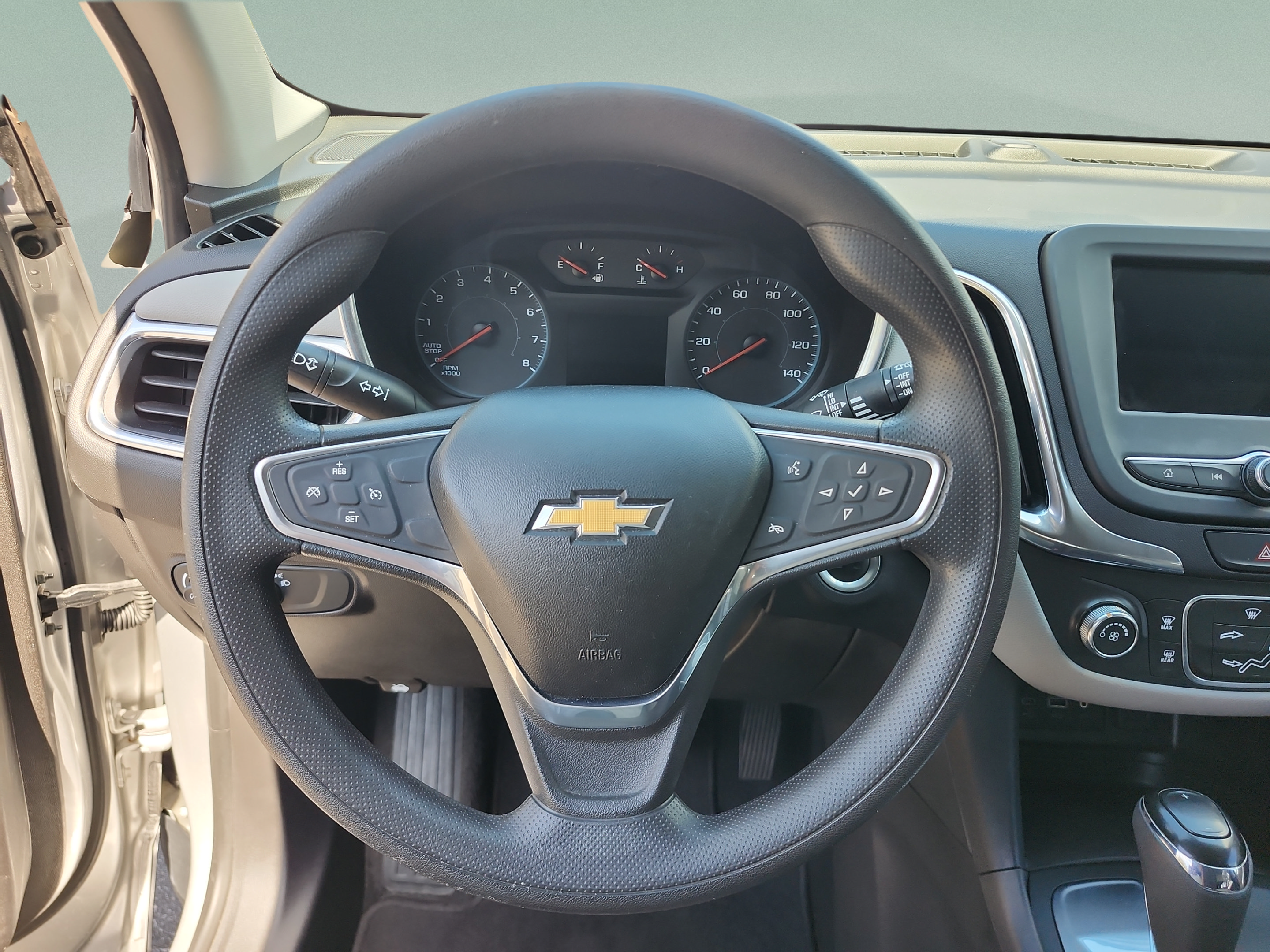 Used 2019 Chevrolet Equinox LS FWD image 9