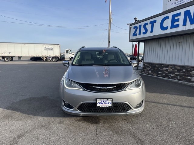 Used 2020 Chrysler Pacifica Limited image 4