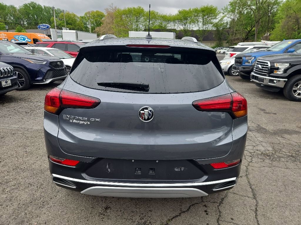 Used 2022 Buick Encore GX Essence w/ Experience Buick Package AWD/4WD image 5
