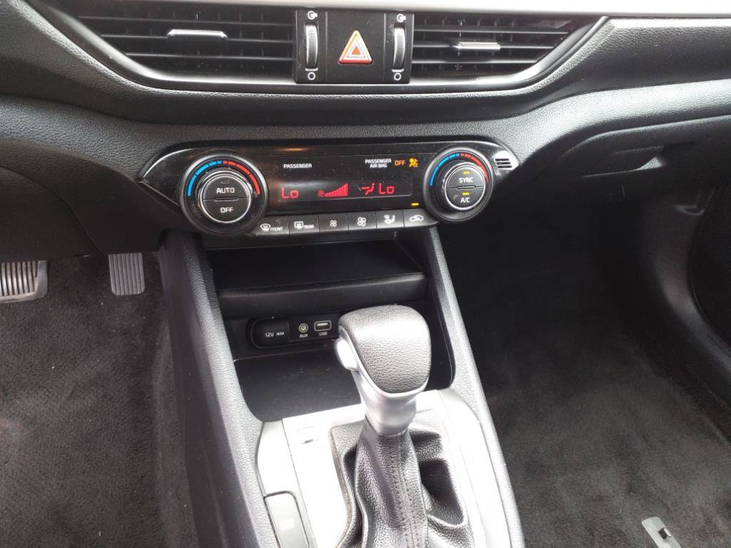 Used 2019 Kia Forte LXS FWD image 17