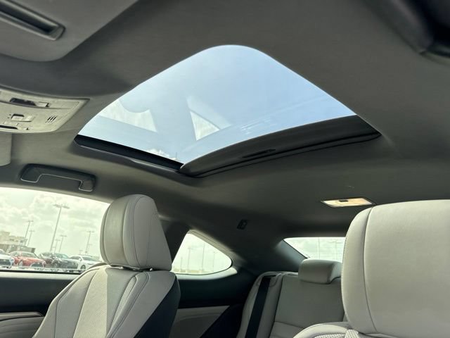 Used 2015 Lexus RC 350 w/ Navigation System Package RWD image 20