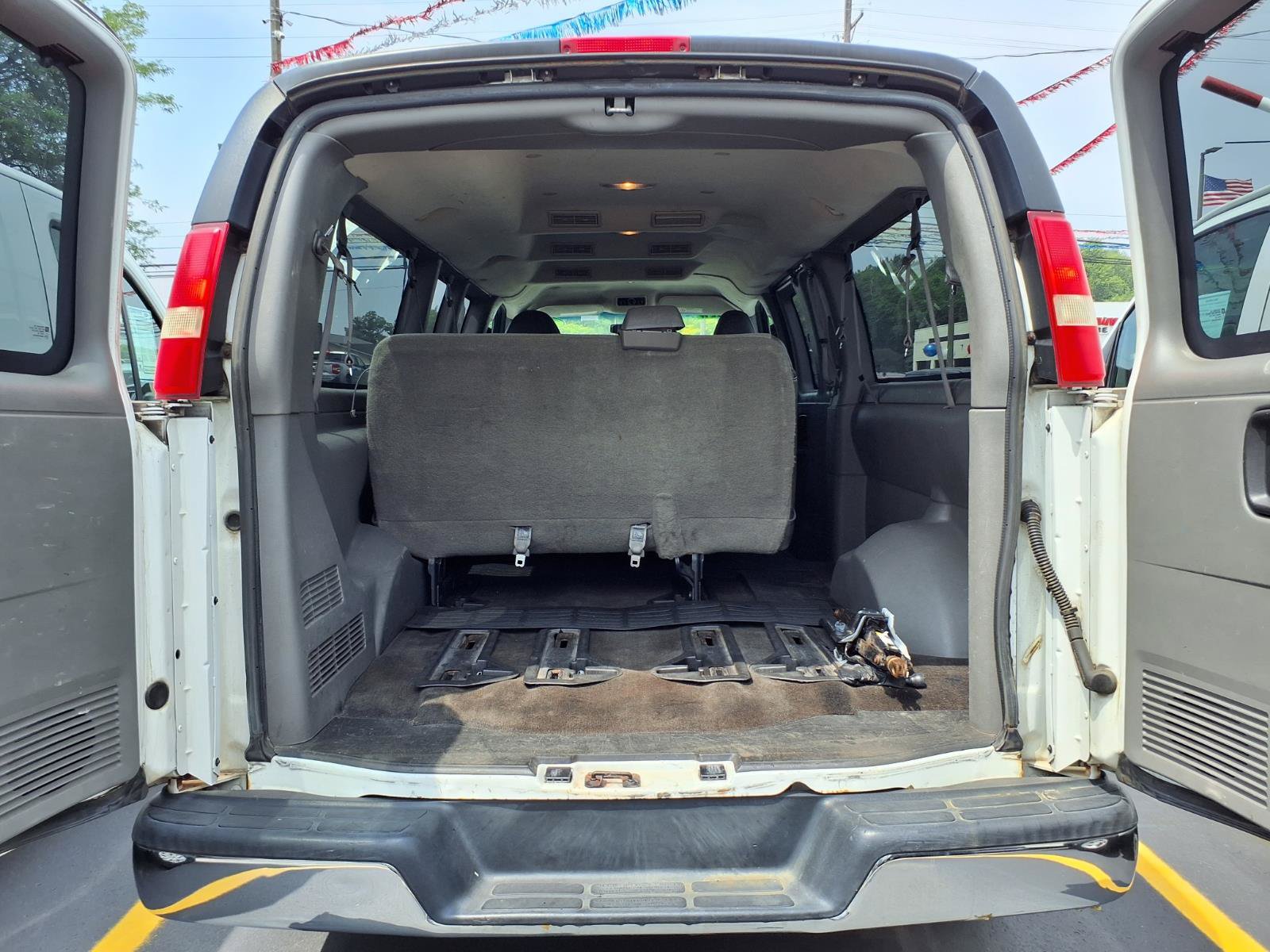 Used 2012 Chevrolet Express 3500 LT w/ LT Preferred Equipment Group RWD image 17