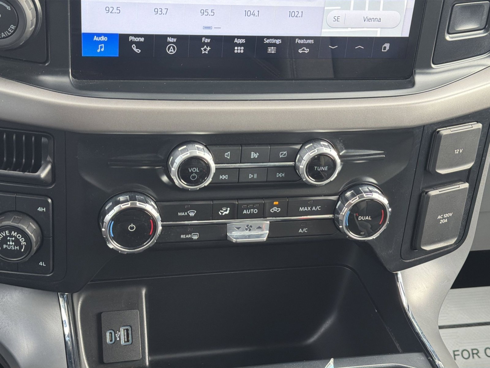 Used 2024 Ford F150 XLT w/ Mobile Office Package image 21