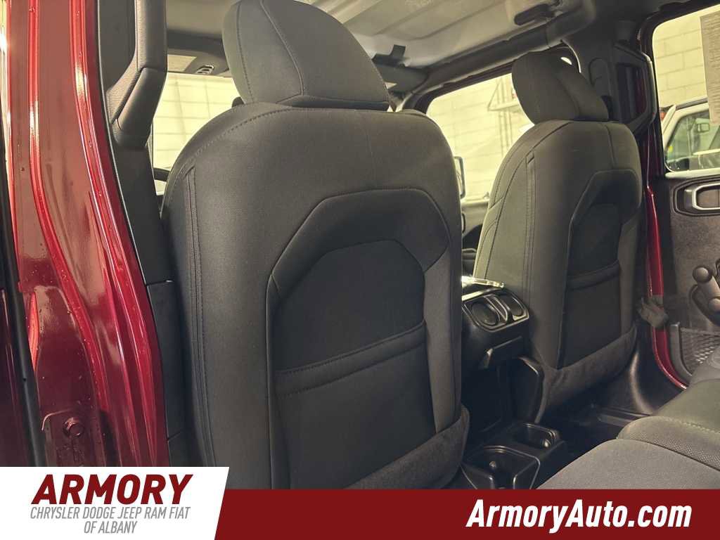 Used 2021 Jeep Wrangler Unlimited Sport image 24