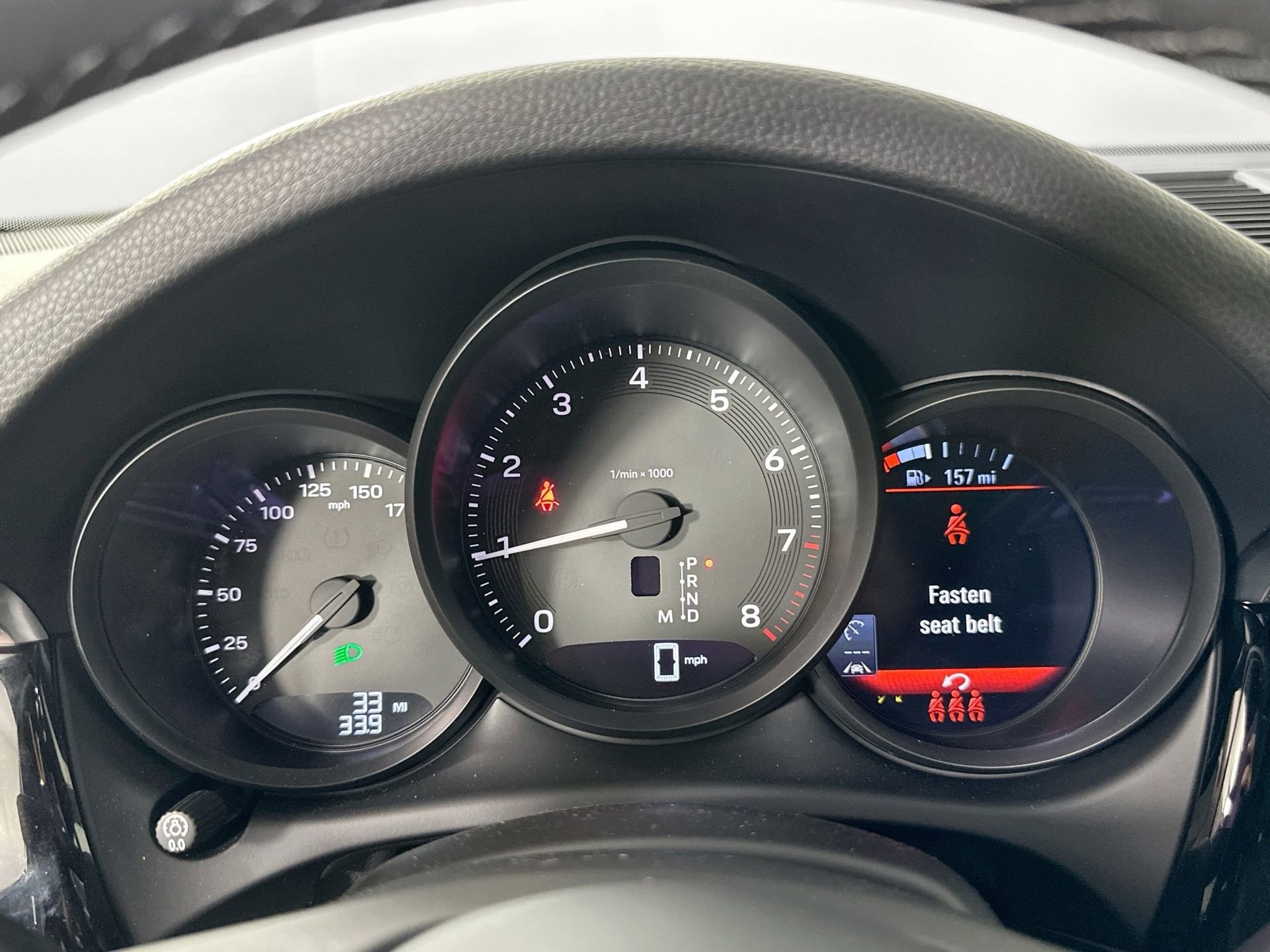 Certified 2025 Porsche Macan image 19