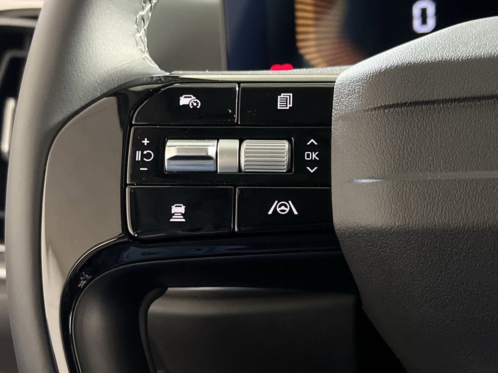 New 2026 Kia Sorento S image 30