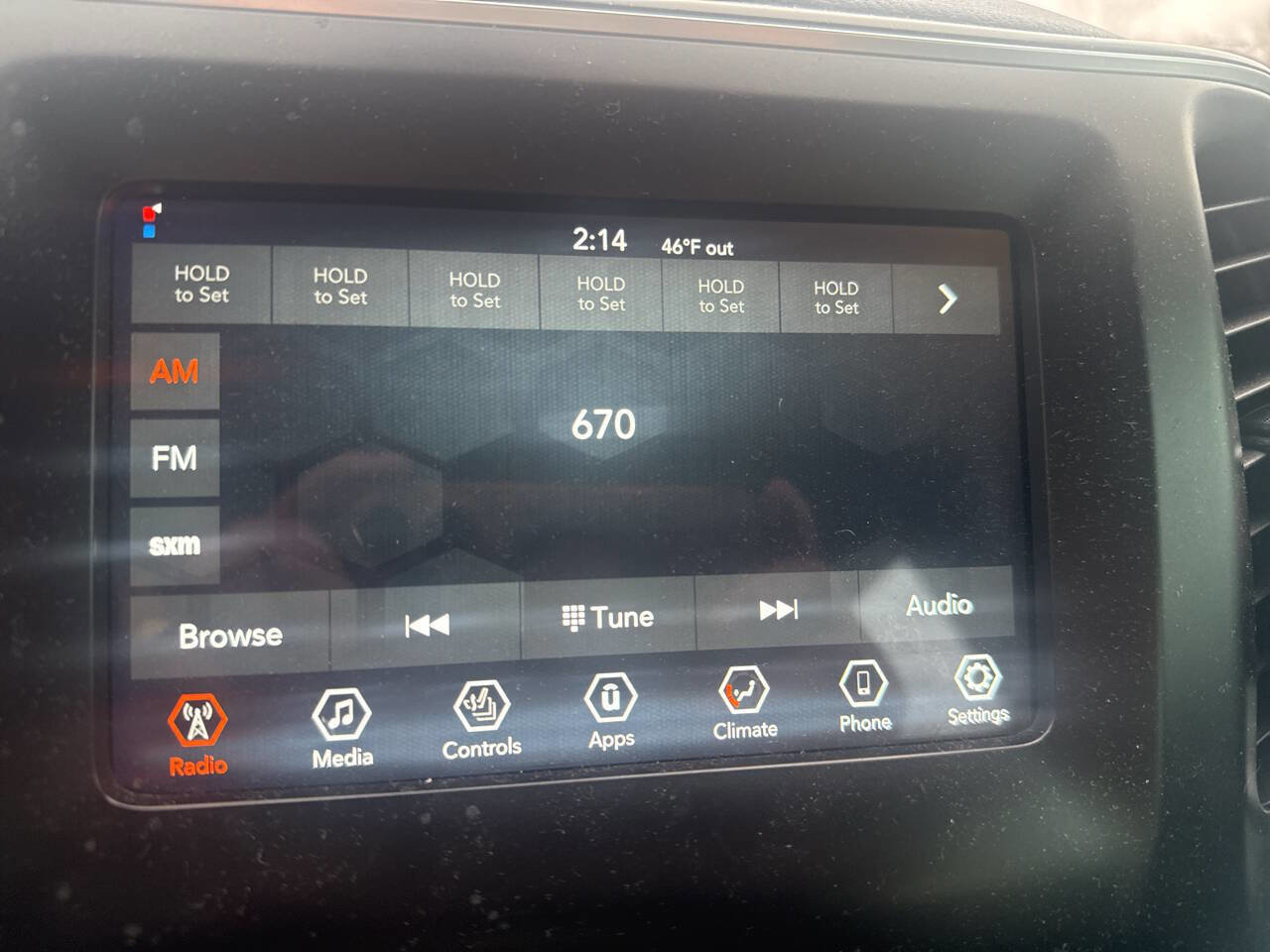 Used 2020 Jeep Cherokee Latitude w/ Cold Weather Group image 30