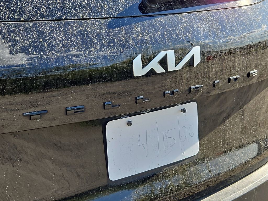 Used 2022 Kia Telluride EX w/ EX Premium Package image 10