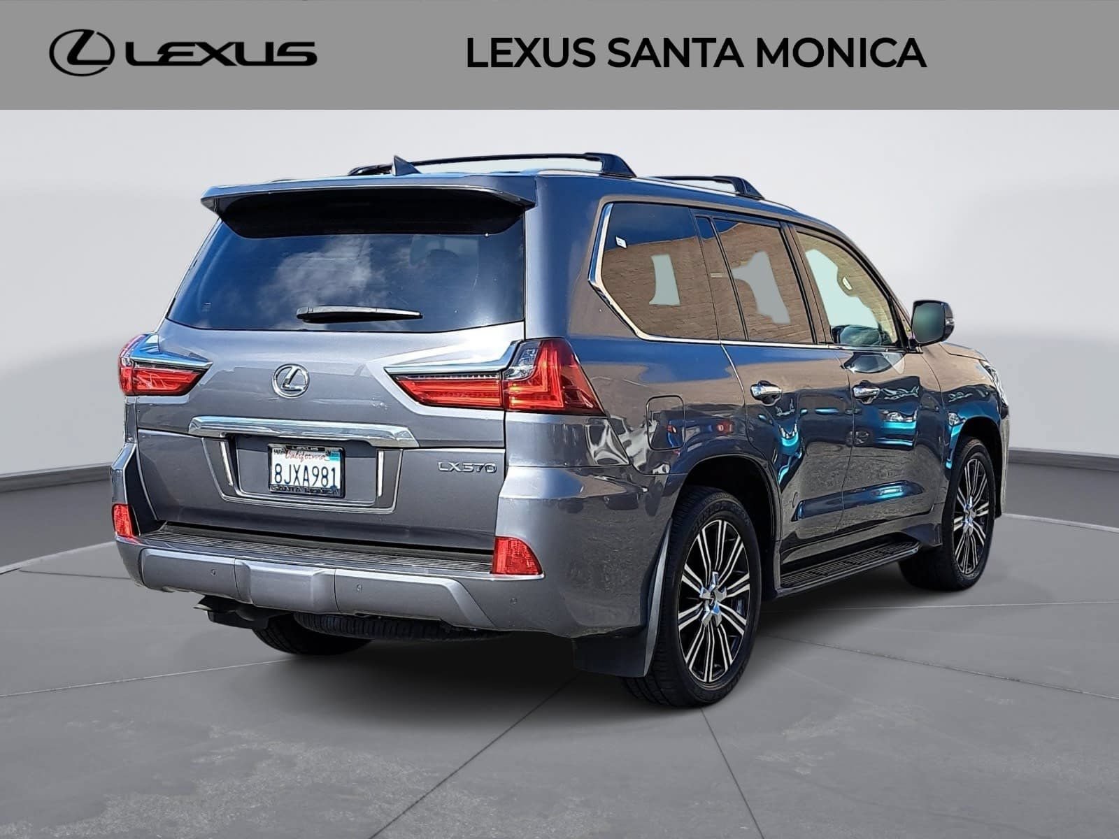Used 2019 Lexus LX 570 4WD w/ Luxury Package image 5