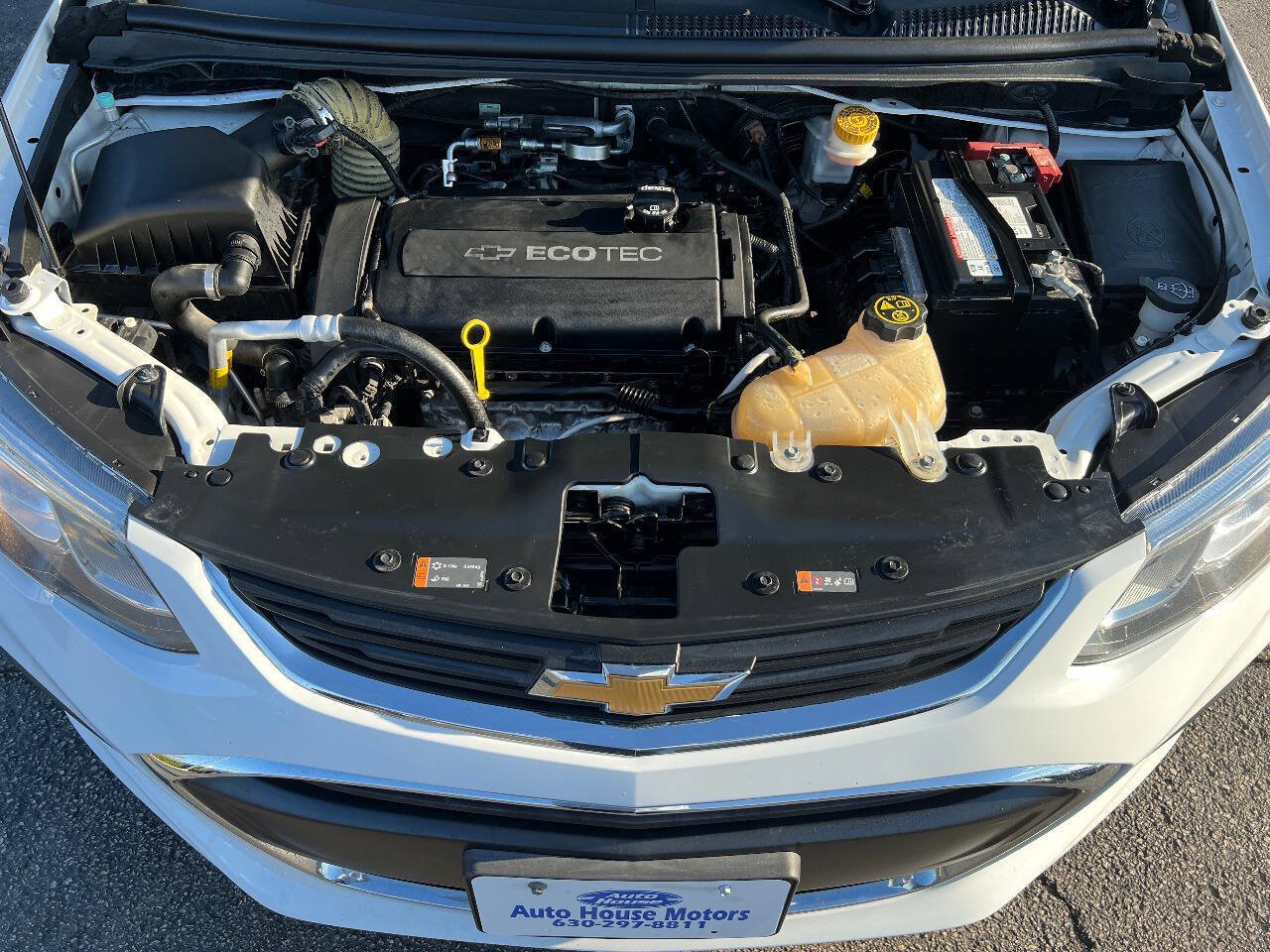 Used 2017 Chevrolet Sonic LT FWD image 37