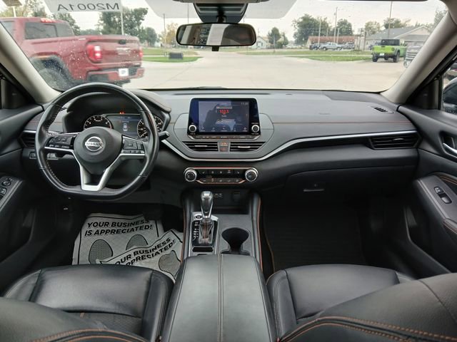 Used 2020 Nissan Altima 2.5 SR w/ Premium Package image 28