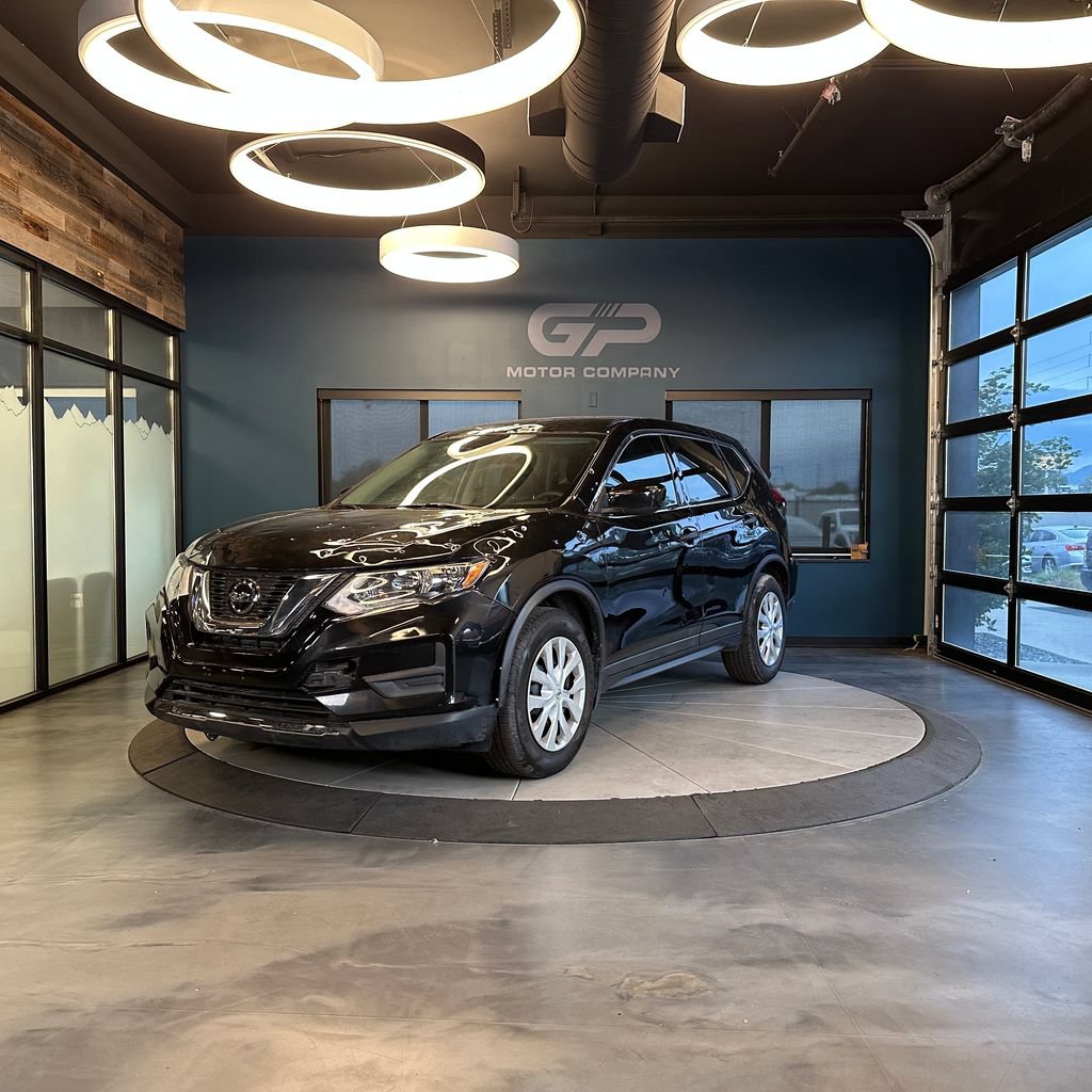 Used 2019 Nissan Rogue S FWD image 7