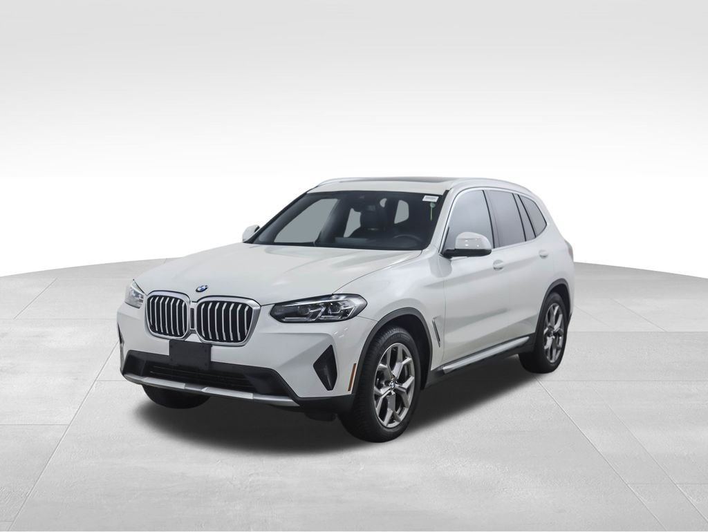 Used 2022 BMW X3 xDrive30i w/ Premium Package 2