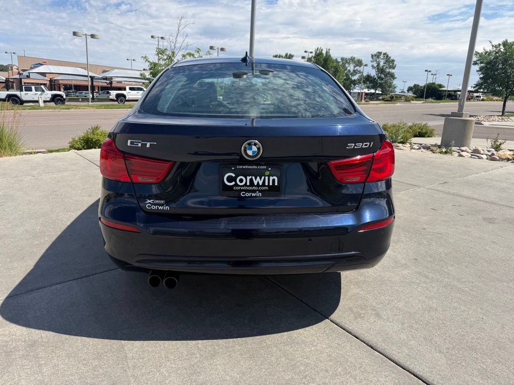 Used 2017 BMW 330i Gran Turismo xDrive AWD/4WD image 7