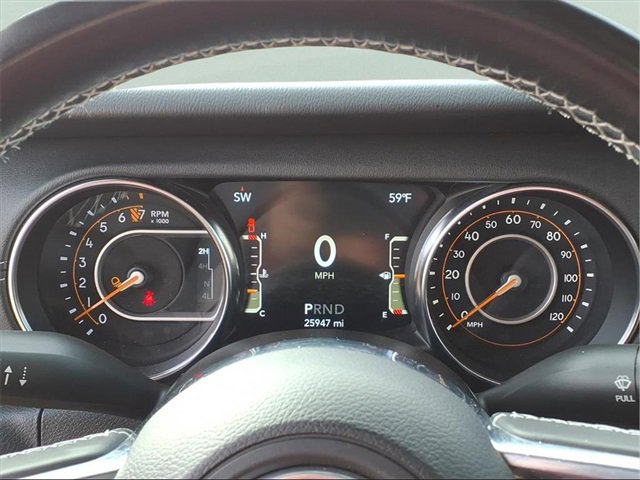 Used 2021 Jeep Gladiator Overland image 13