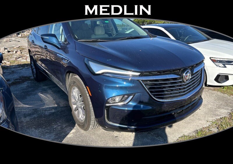 Used 2023 Buick Enclave Essence