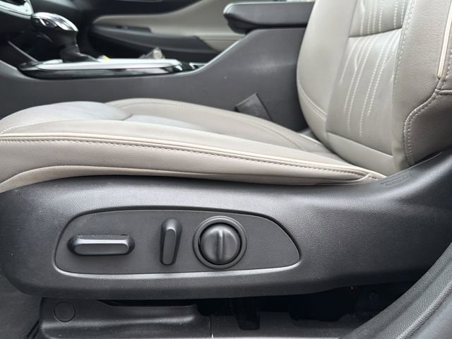 Used 2024 Buick Envista Avenir image 23