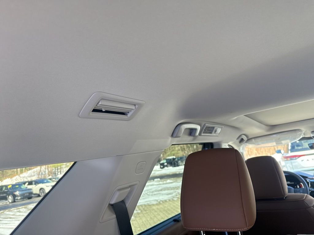 New 2026 Nissan Pathfinder Platinum w/ Cargo Package image 20