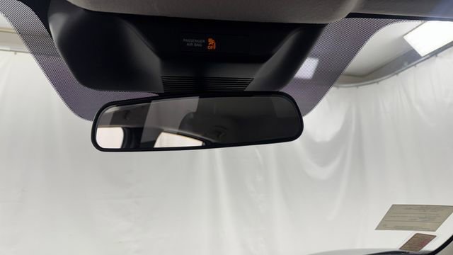 New 2026 Nissan Kicks SR w/ Cold Weather Package AWD/4WD image 32